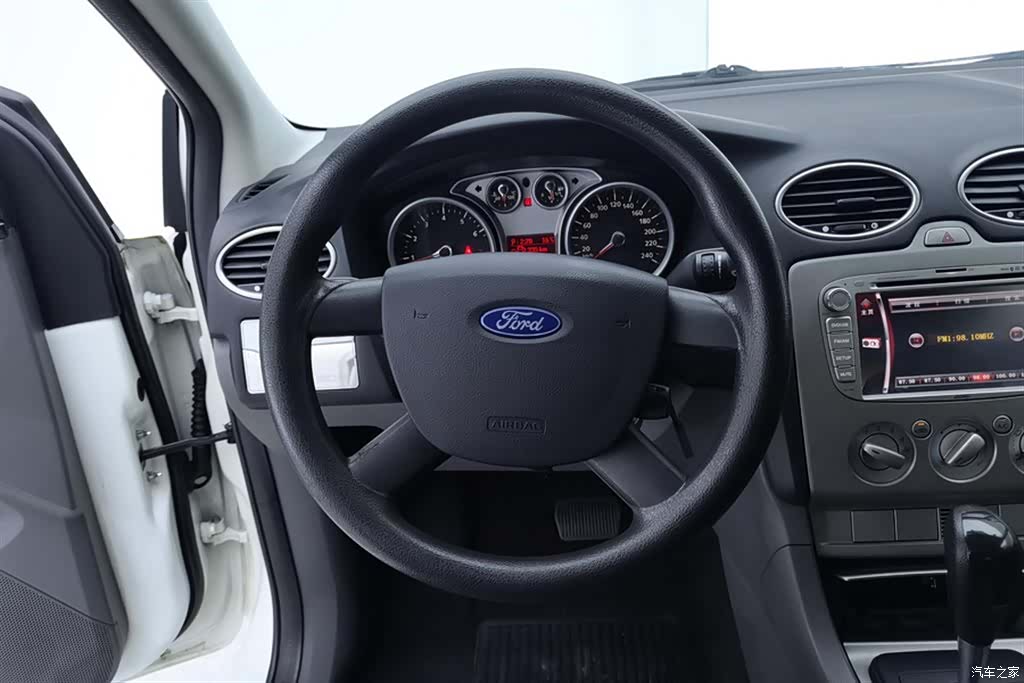 Ford Focus, 2013 15