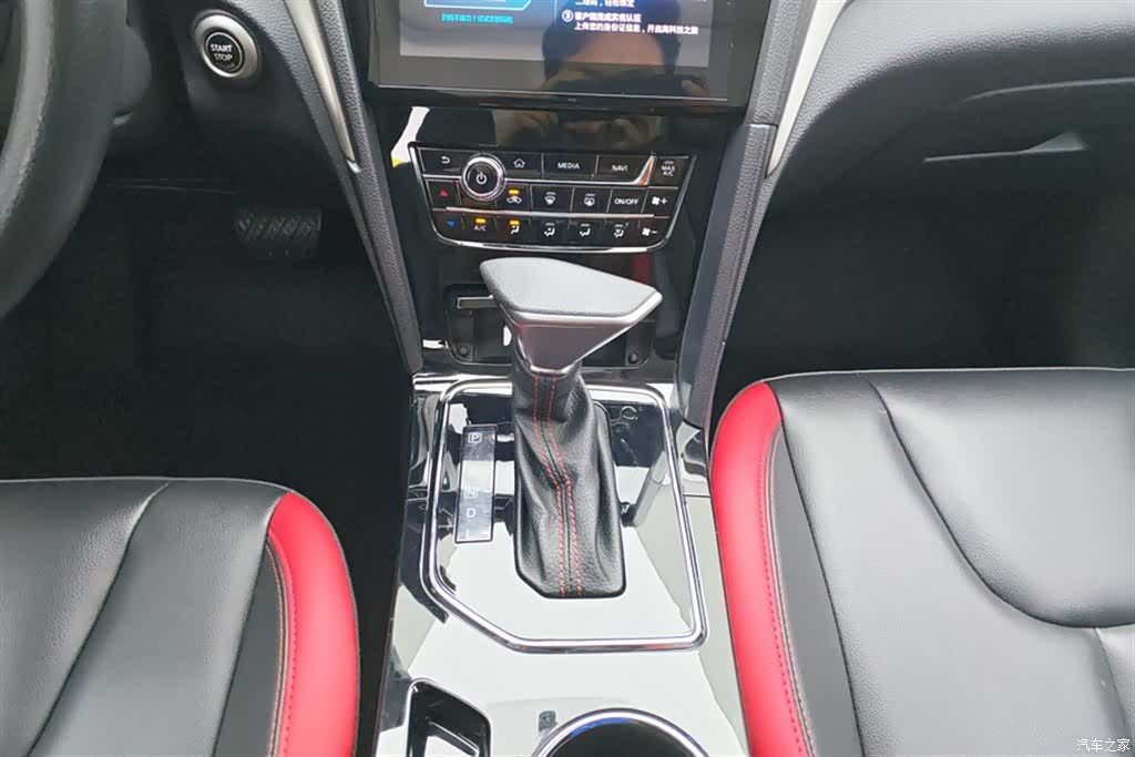 Nissan D60, 2020 16