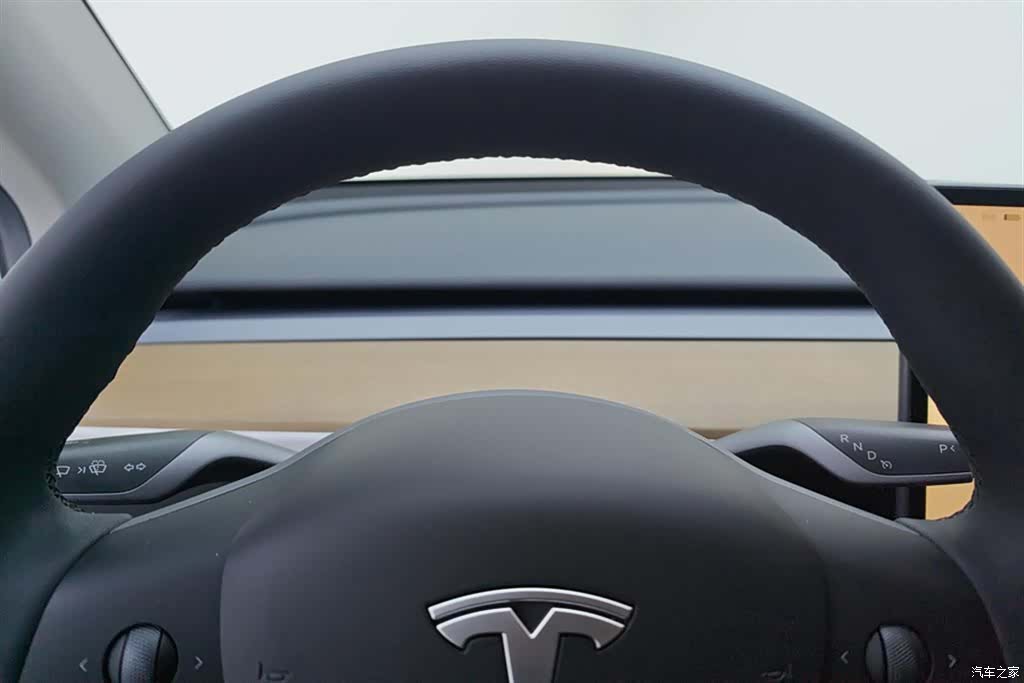 Tesla Model Y, 2022 14