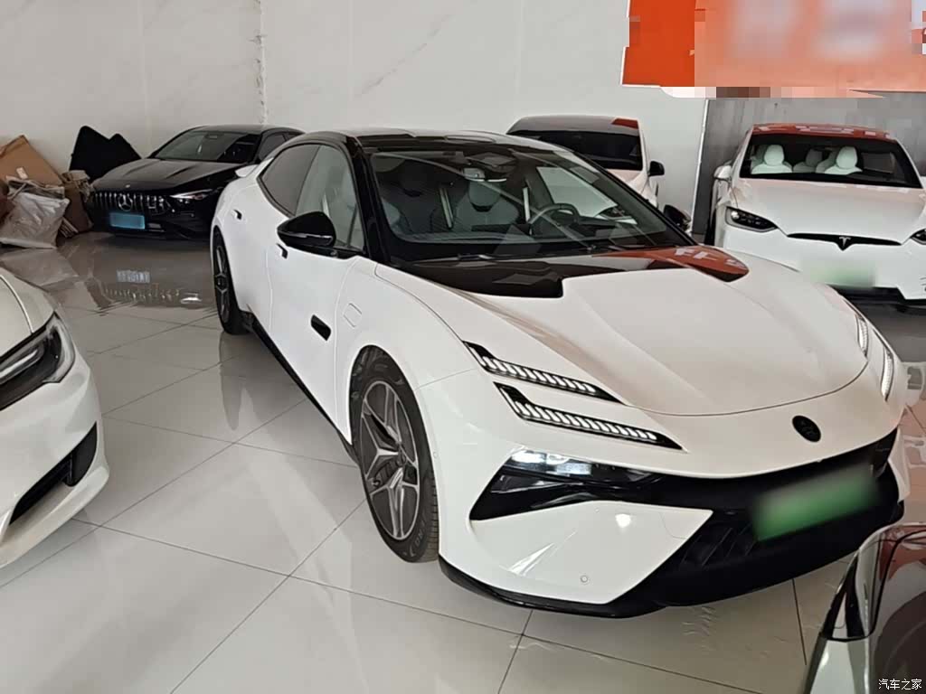 Lotus EMEYA, 2024 4