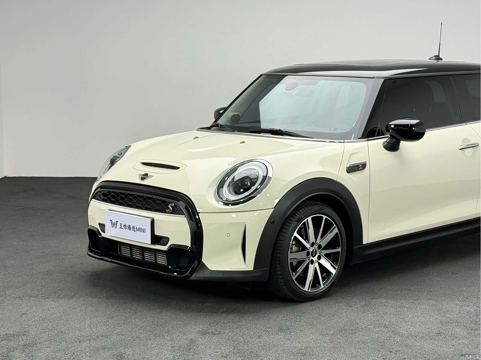 Mini Cooper, 2022 все фото