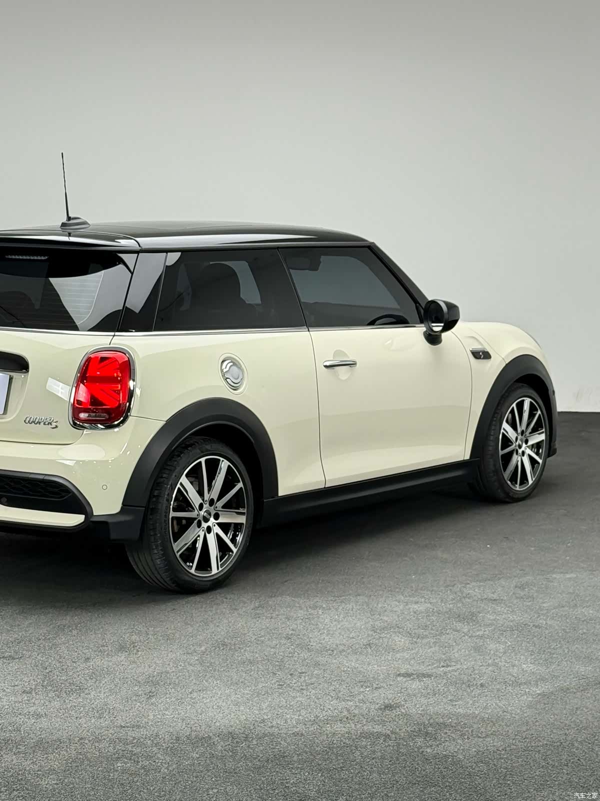 Mini Cooper, 2022 19