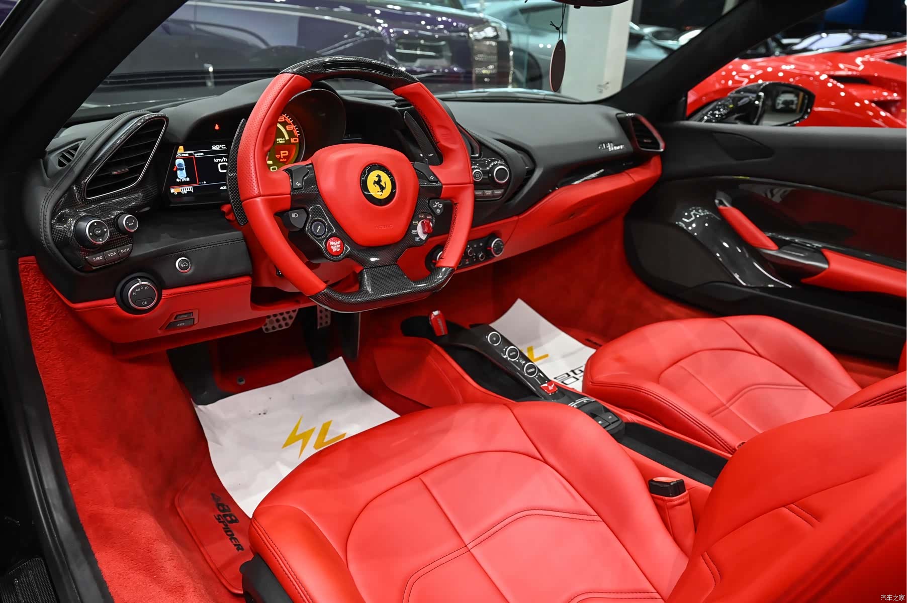 Ferrari 488, 2018 9