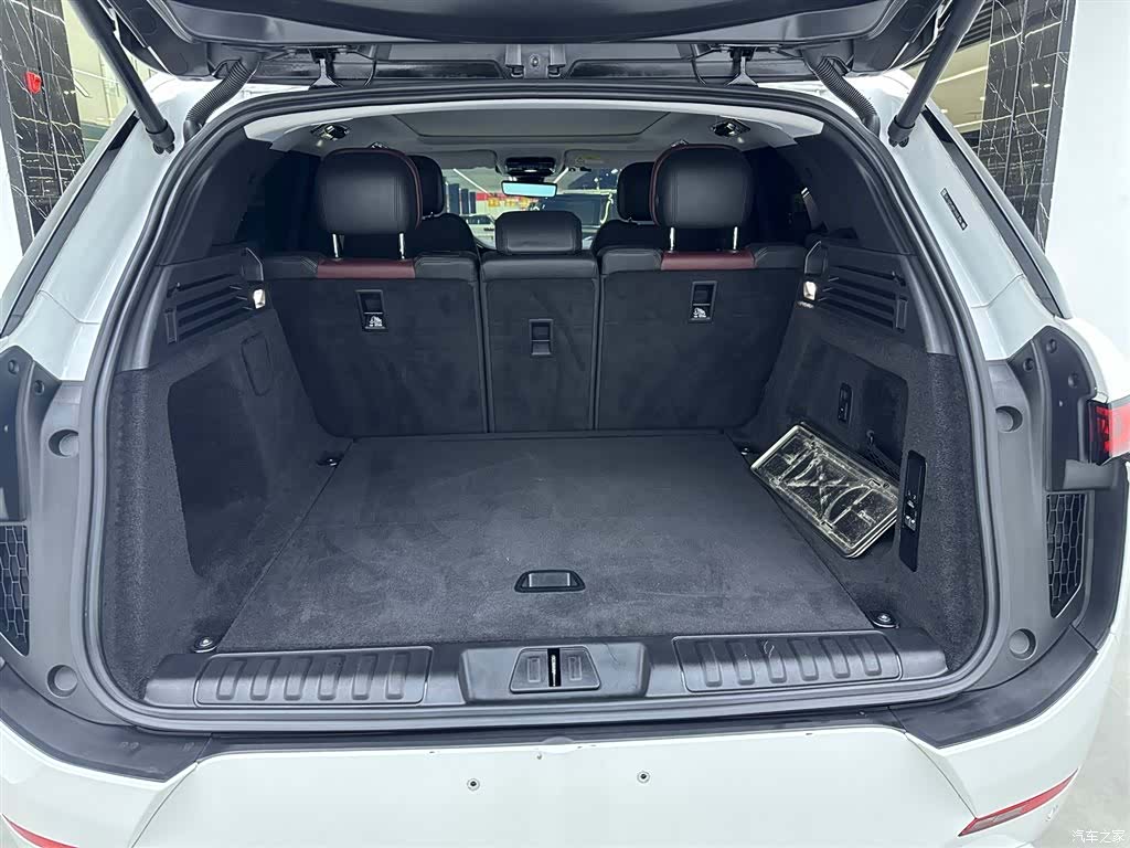 Land Rover Range Rover, 2023 13
