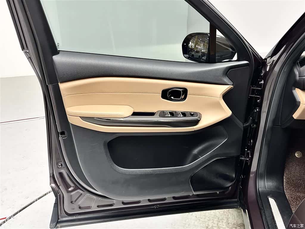 NIO ES6, 2020 8