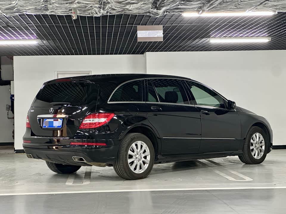 Mercedes-Benz R-class