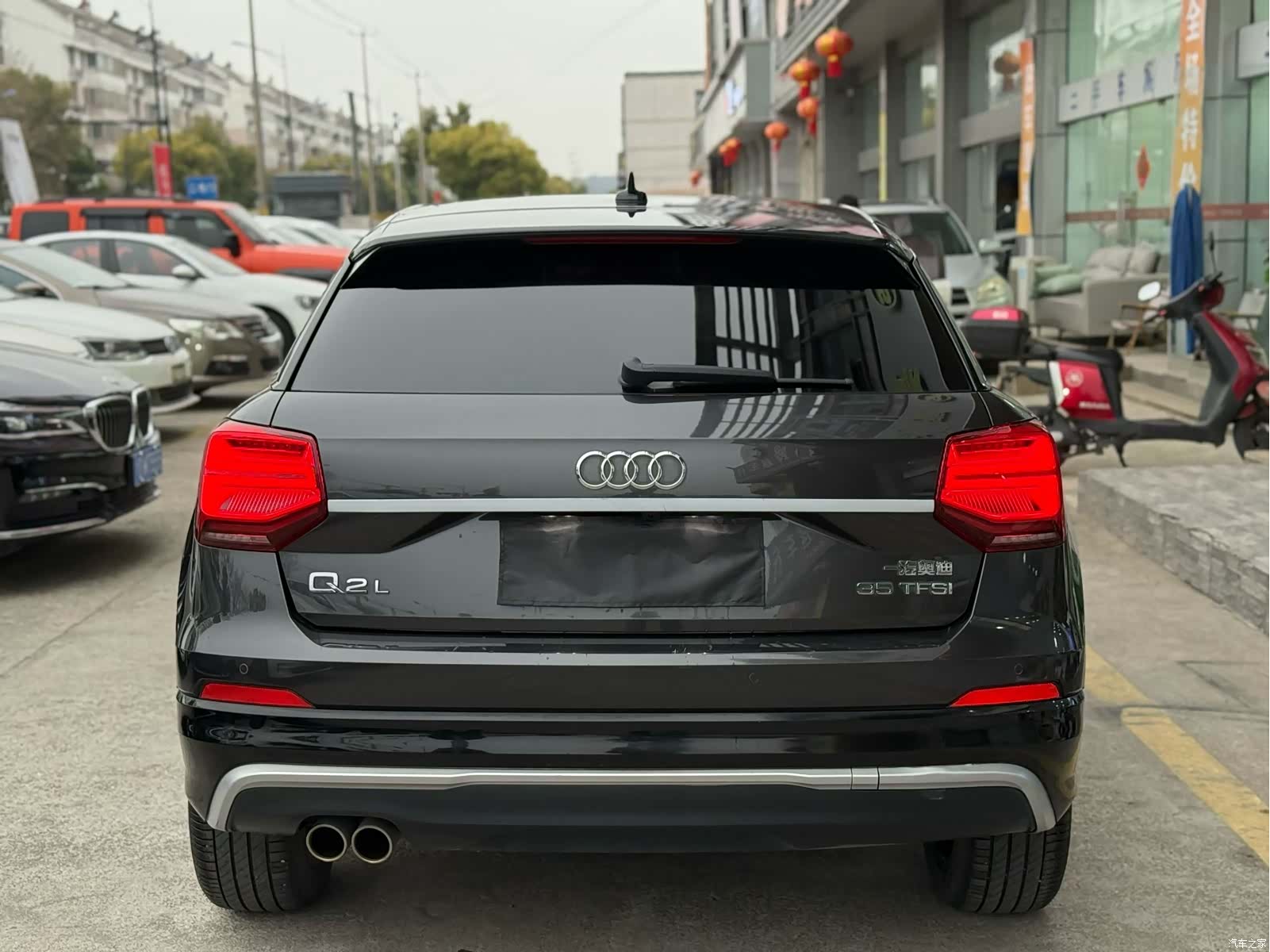 Audi Q2L, 2020 8