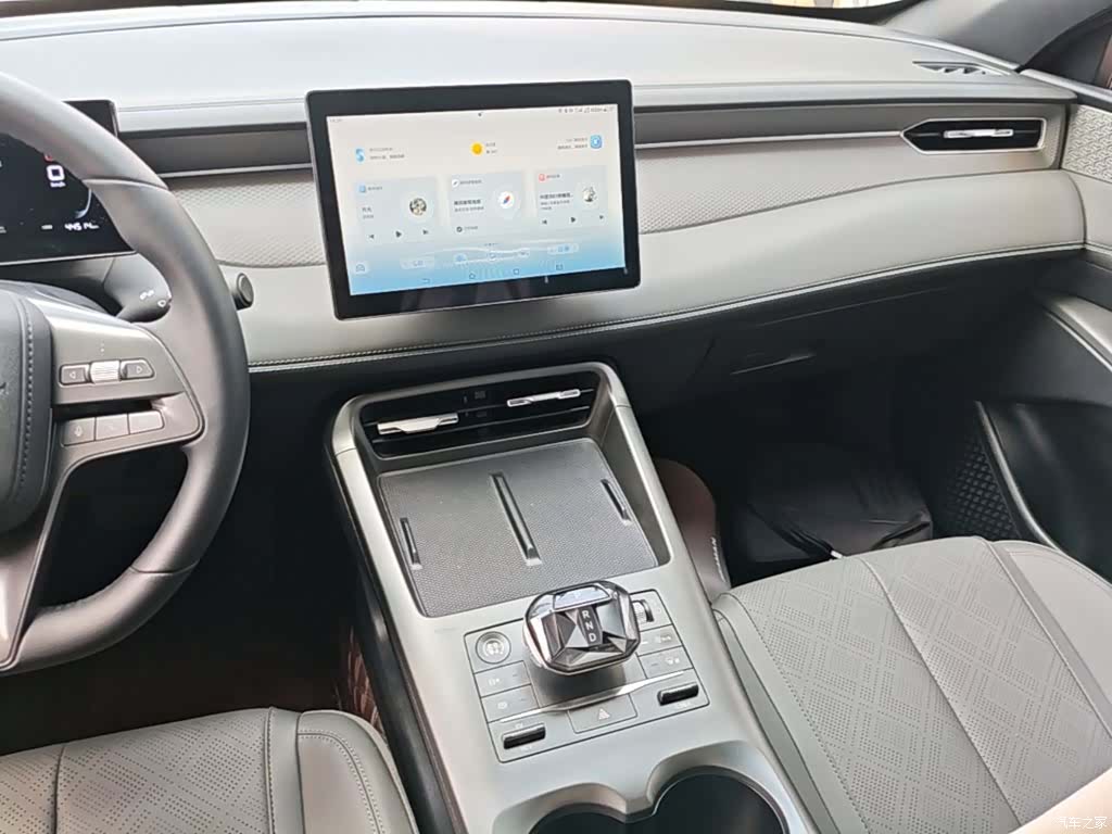 BYD Qin, 2025 13