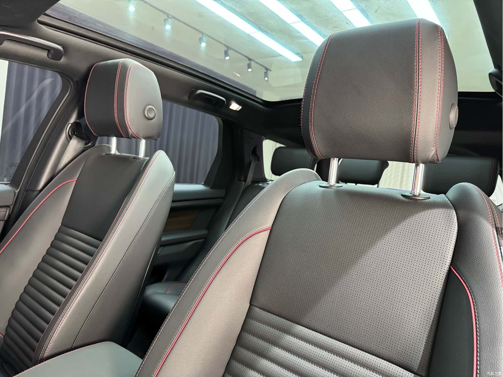 Land Rover Discovery, 2022 38