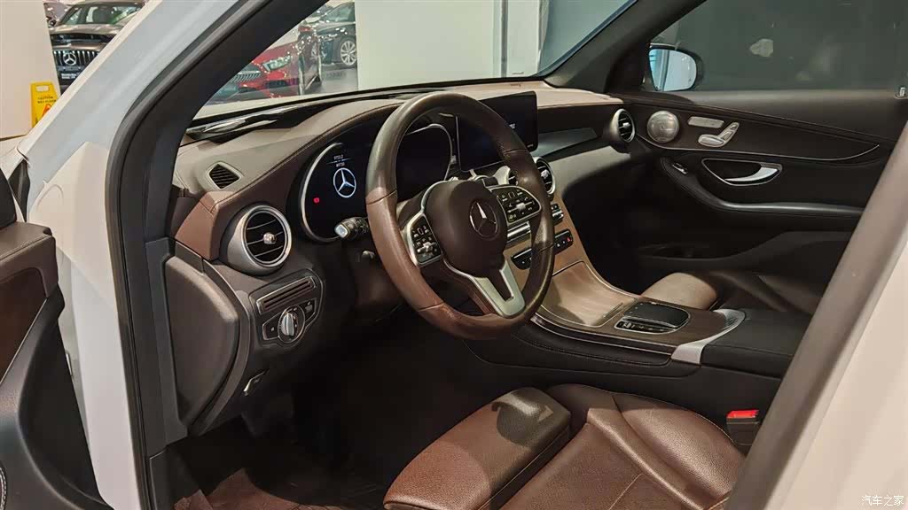 Mercedes-Benz GLC, 2020 12