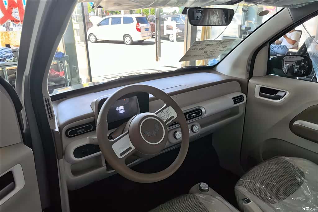 Wuling MINIEV, 2026 12