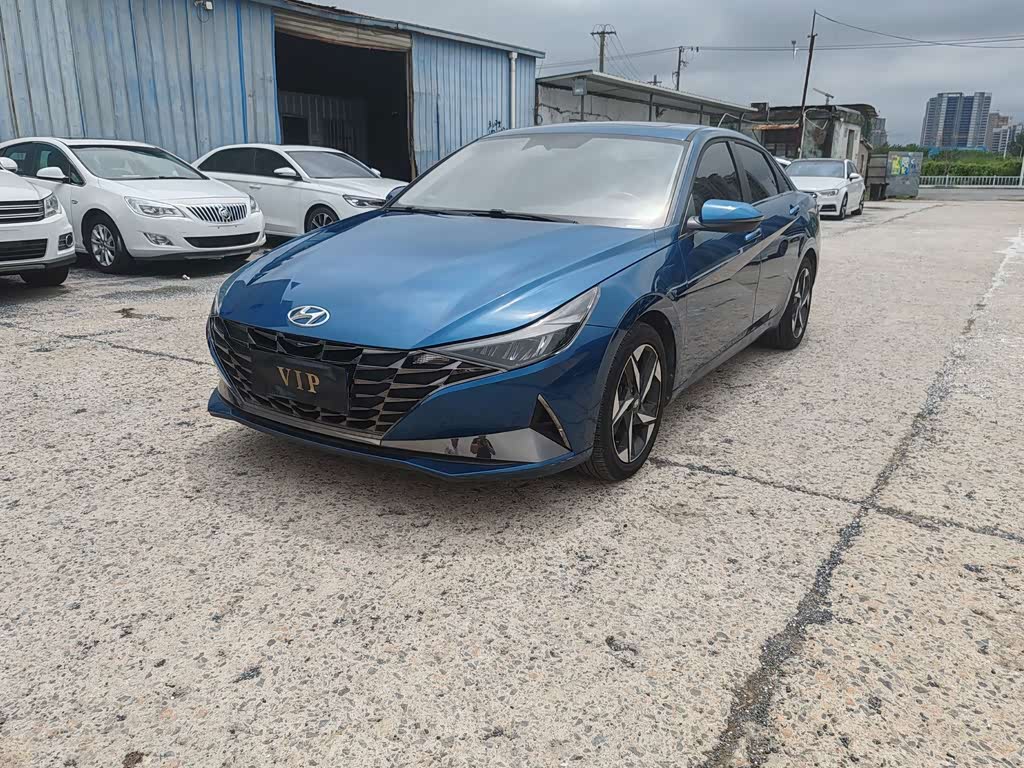 Hyundai Elantra