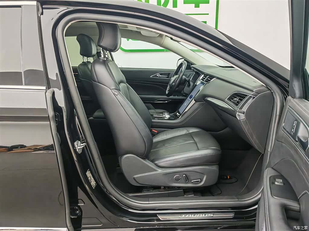 Ford Taurus, 2021 23