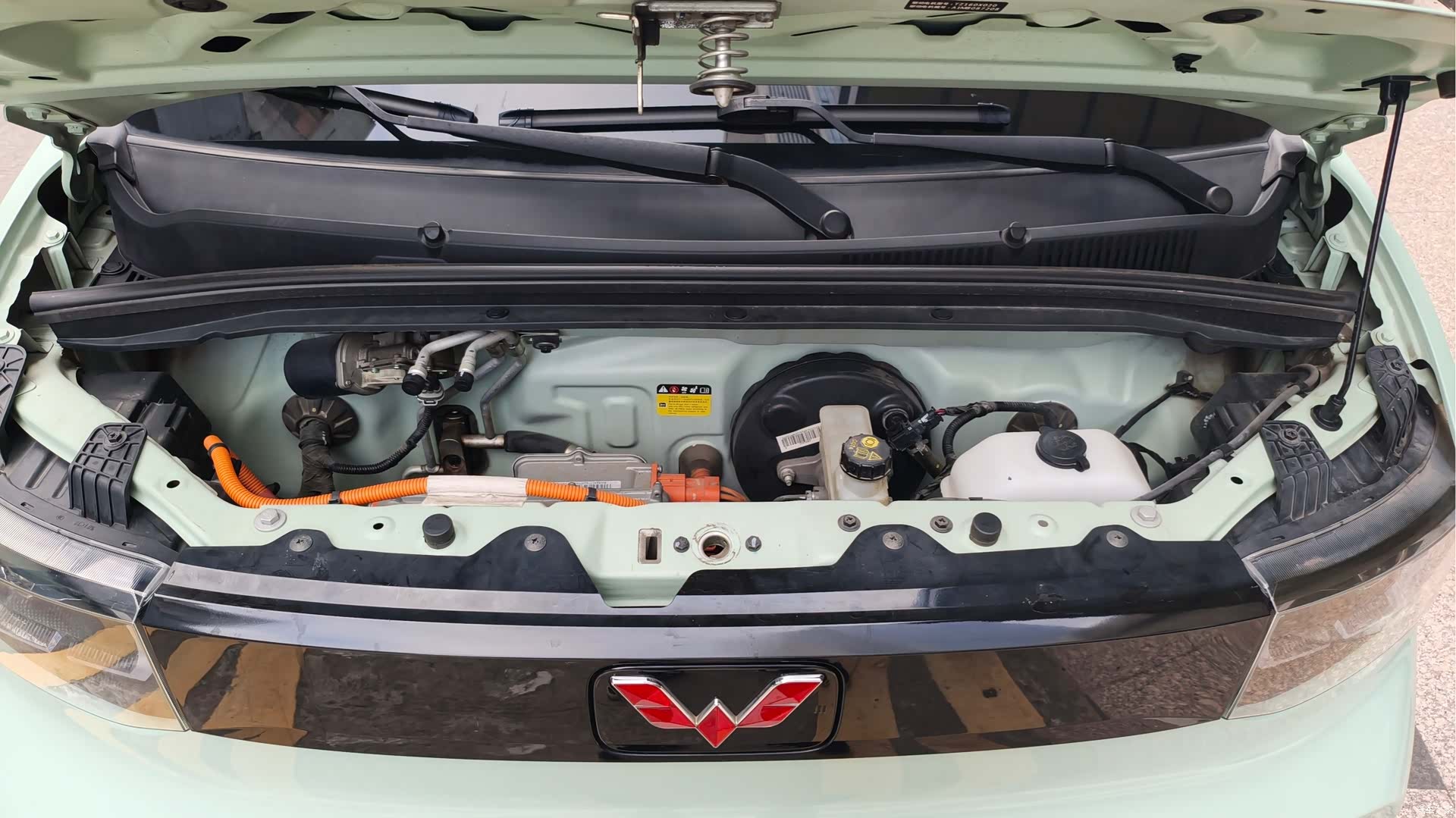 Wuling MINIEV, 2021 12