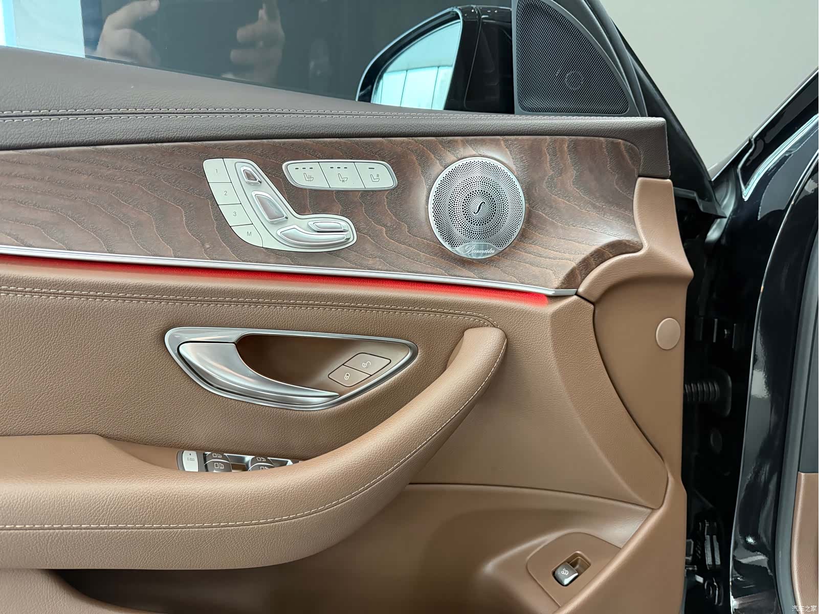 Mercedes-Benz E-Class, 2021 16