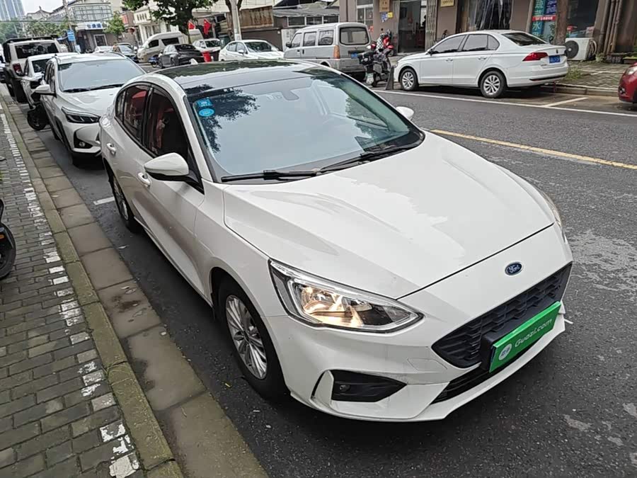 Ford Focus 2020, фото 4
