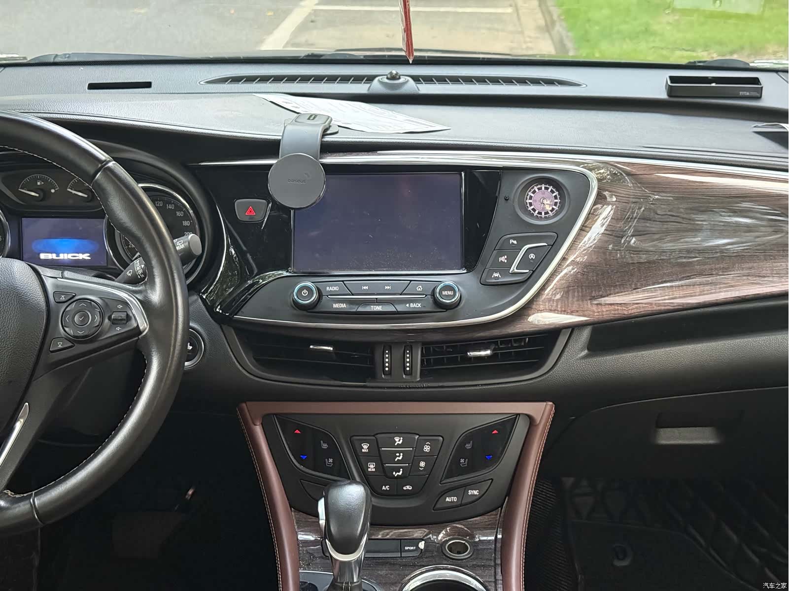 Buick Envision Plus, 2016 24