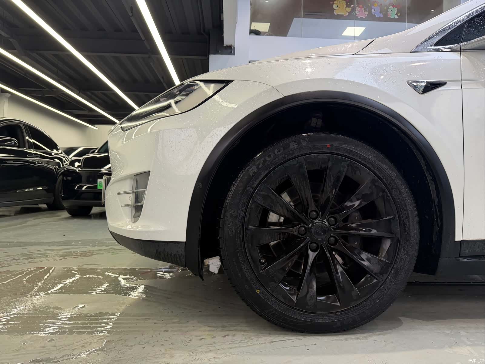Tesla Model X, 2016 7