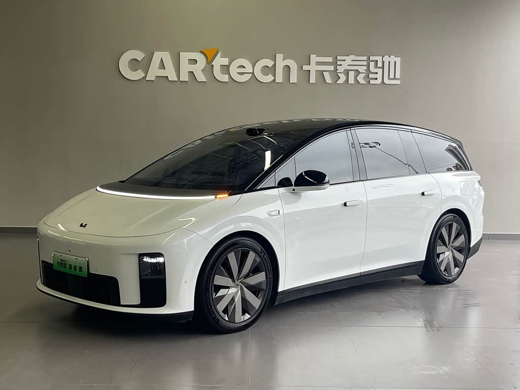 Li Auto i8