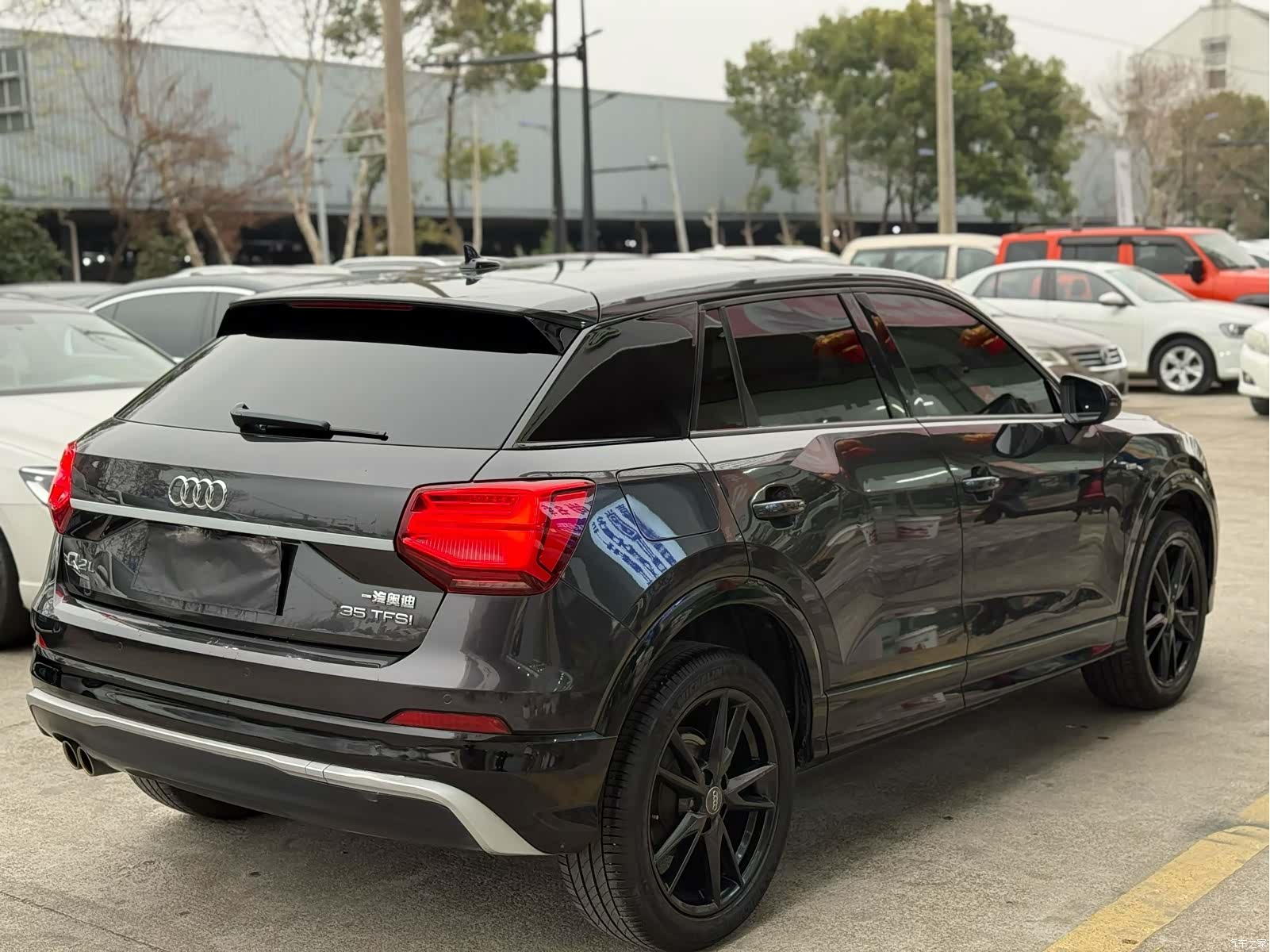 Audi Q2L, 2020 9
