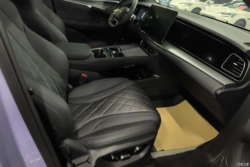 BYD HiAce, 2026 8