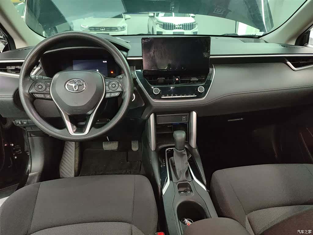 Toyota Frontlander, 2024 6