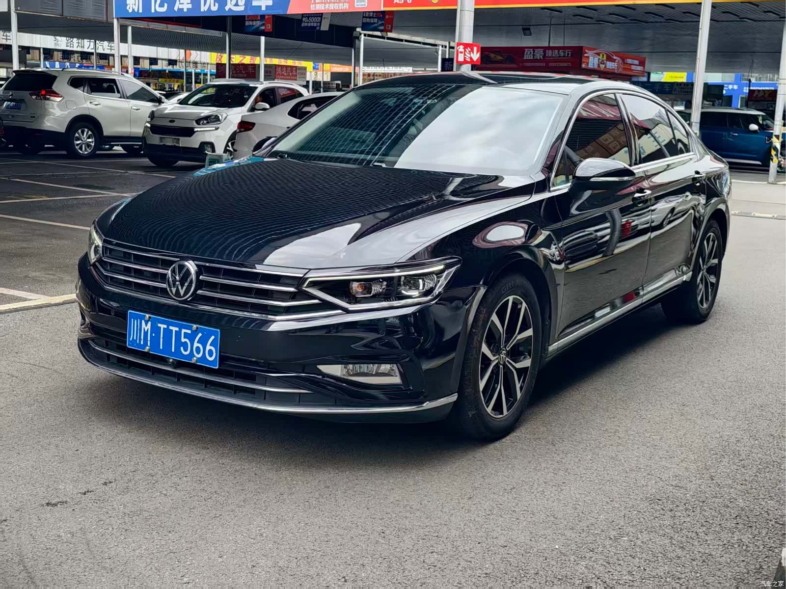 Volkswagen Magotan, 2021 1