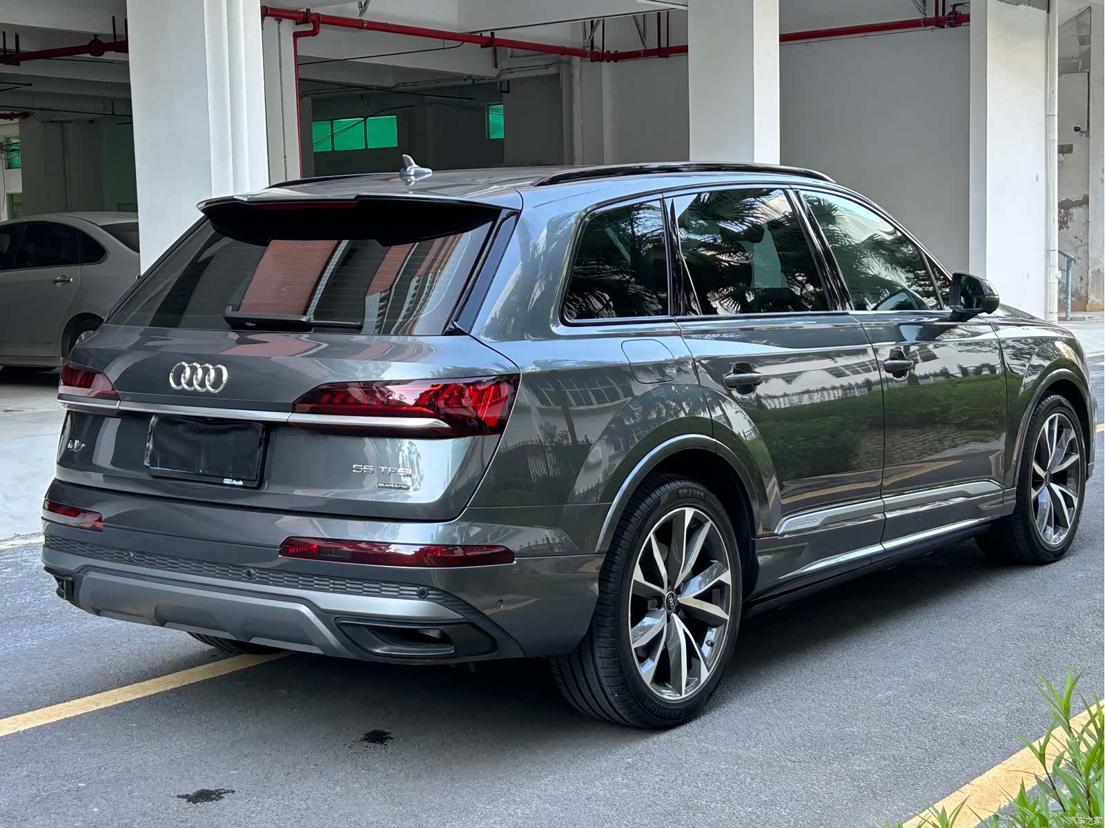 Audi Q7, 2021 7