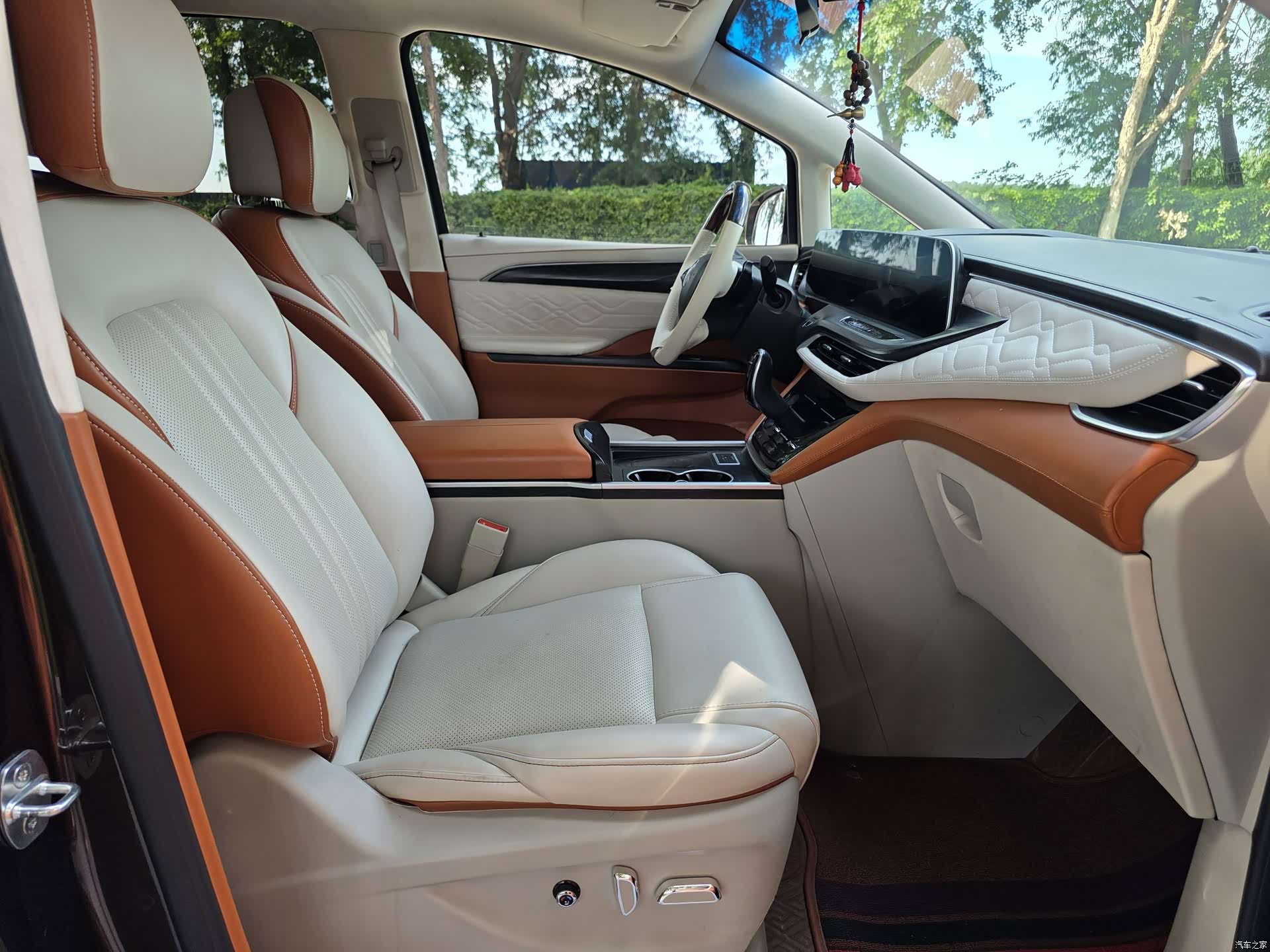 Buick GL8, 2021 7