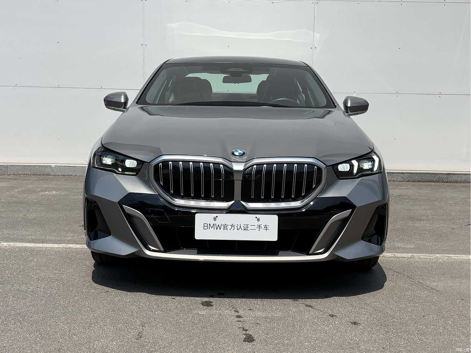 BMW 5 Series, 2025 10