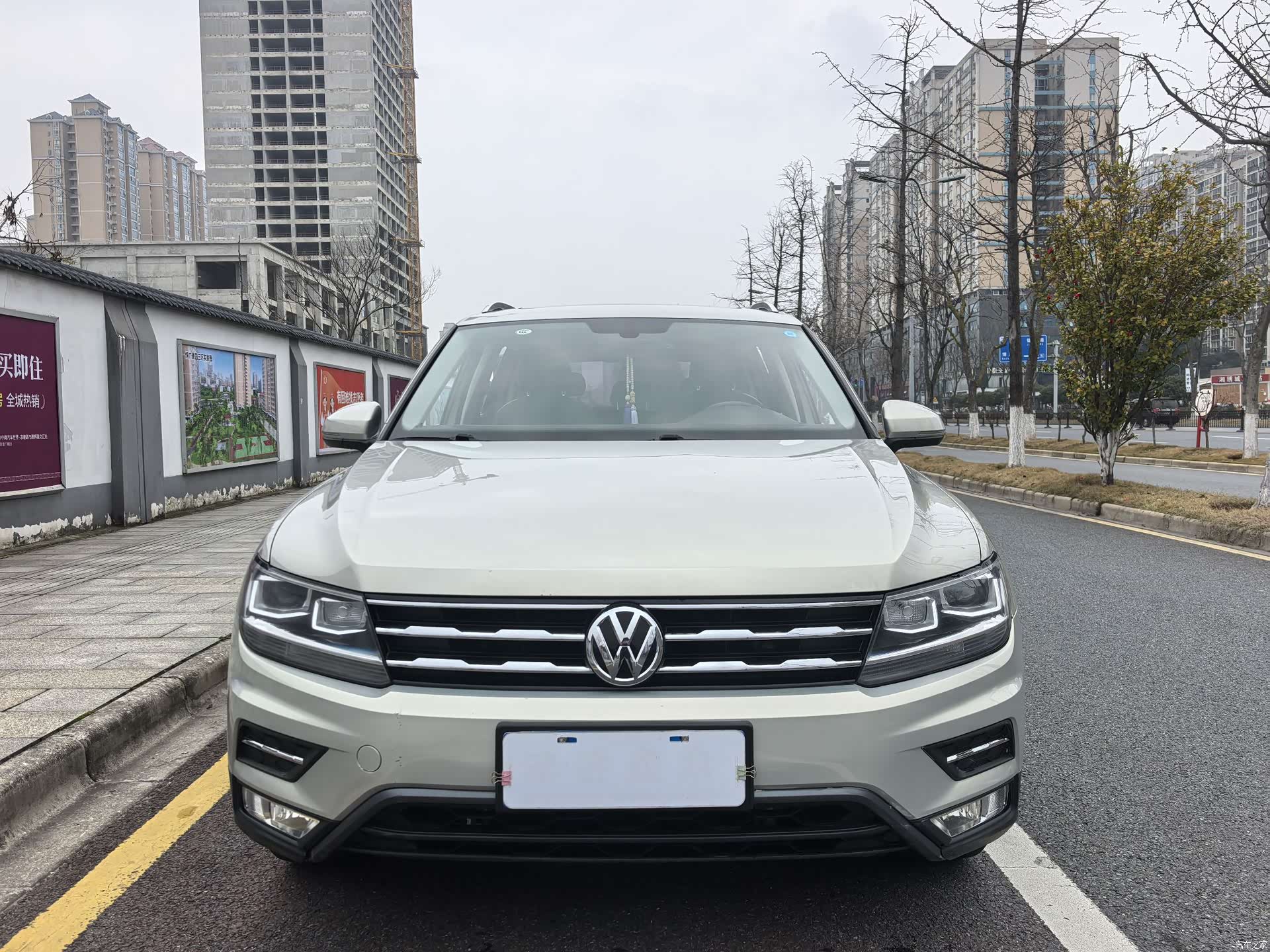 Volkswagen Tiguan L, 2020 2