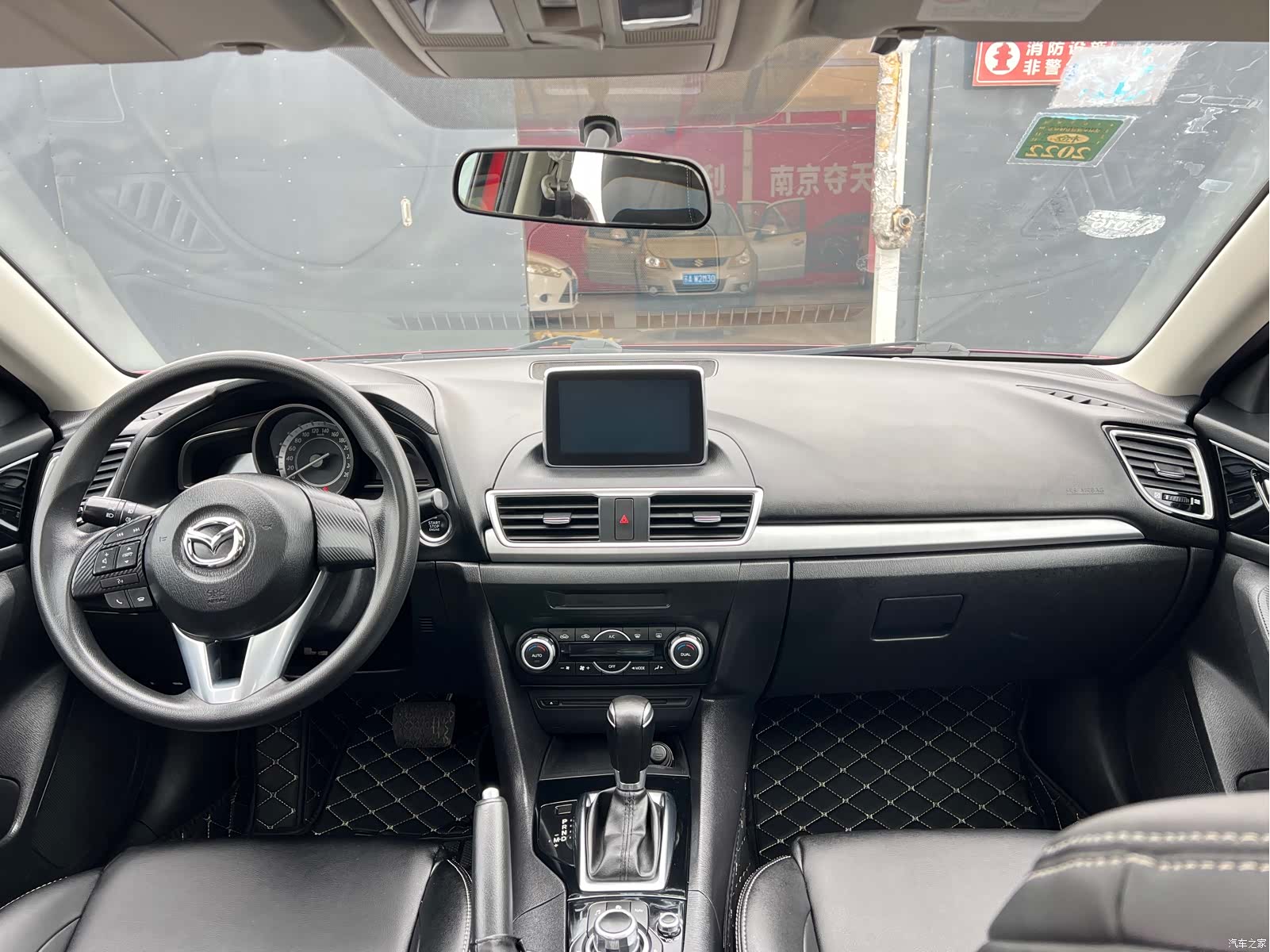 Mazda Mazda3, 2014 14