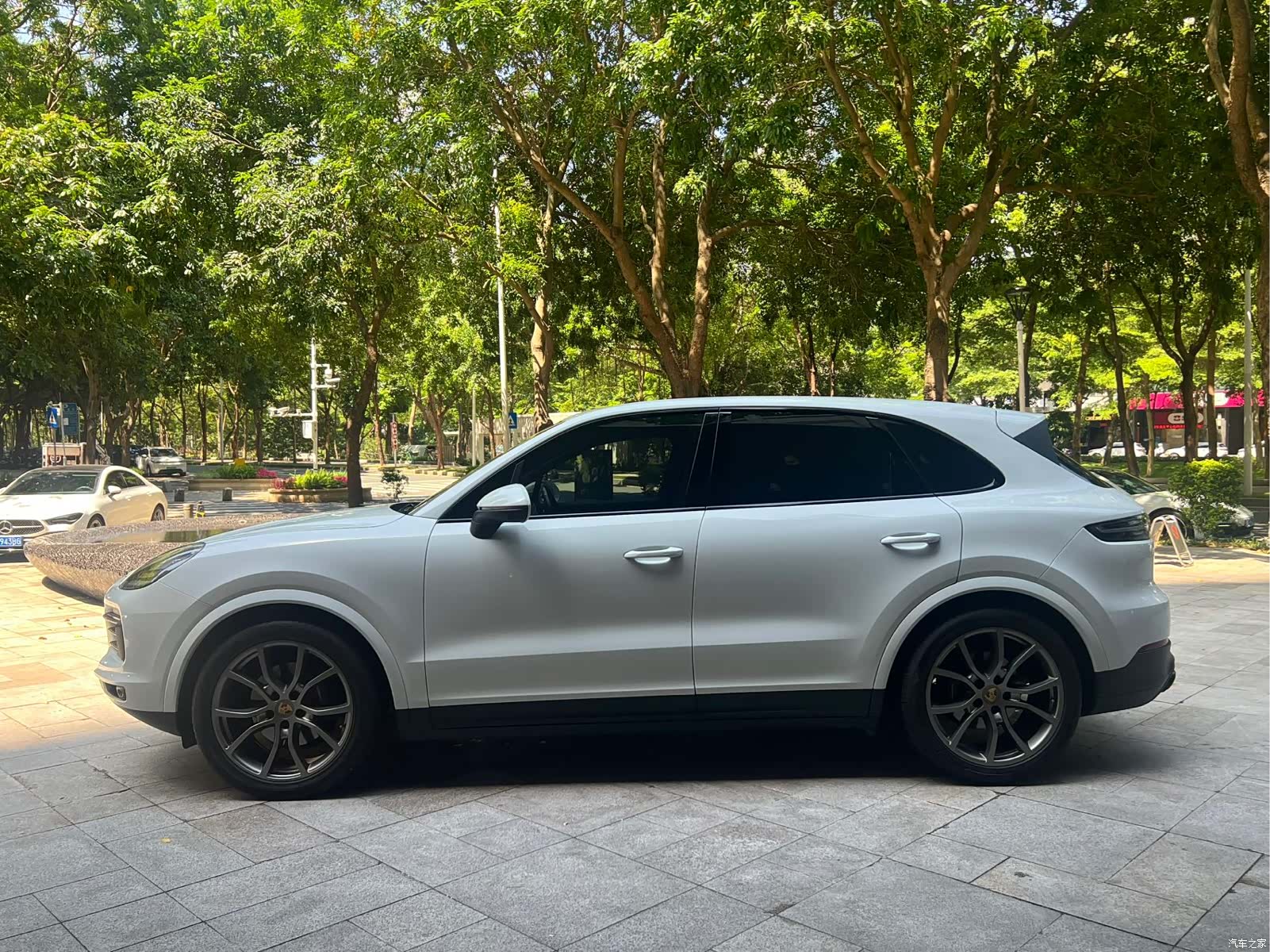 Porsche Cayenne, 2023 16
