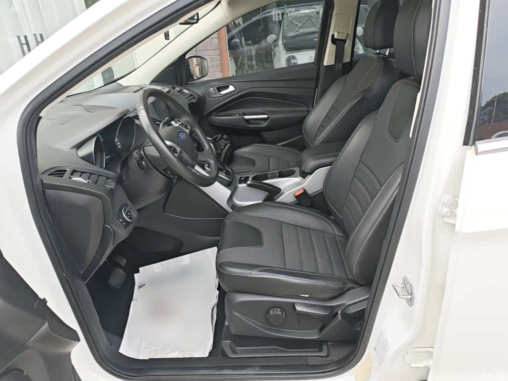 Ford Kuga, 2016 15
