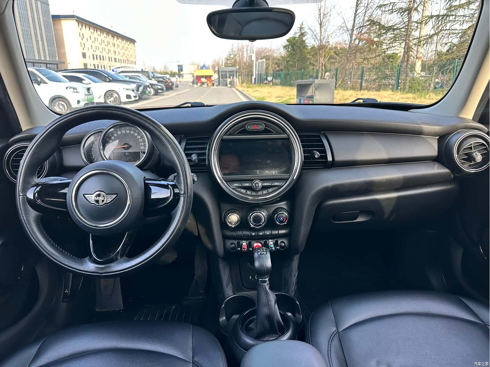 Mini ONE, 2017 11