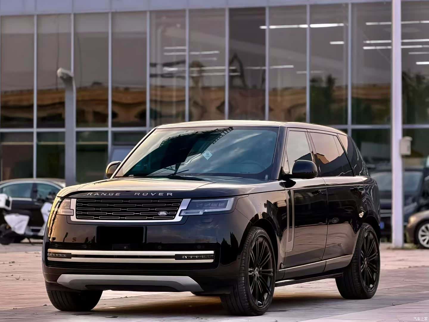 Land Rover Range Rover, 2023 1