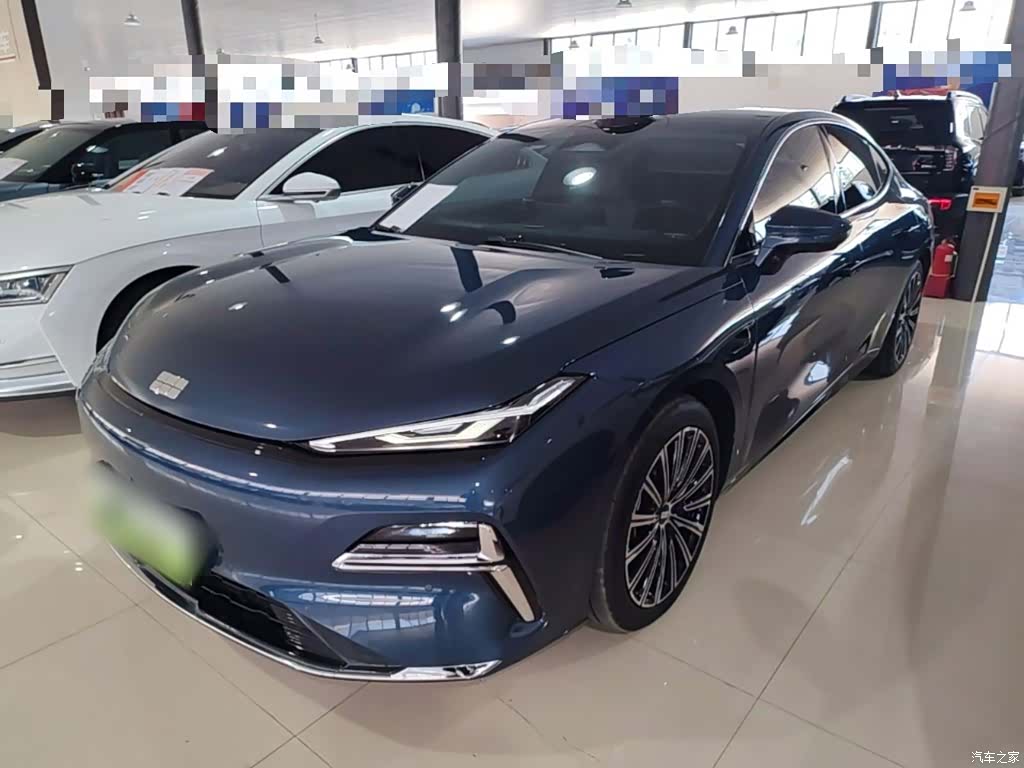Geely 8, 2025 2