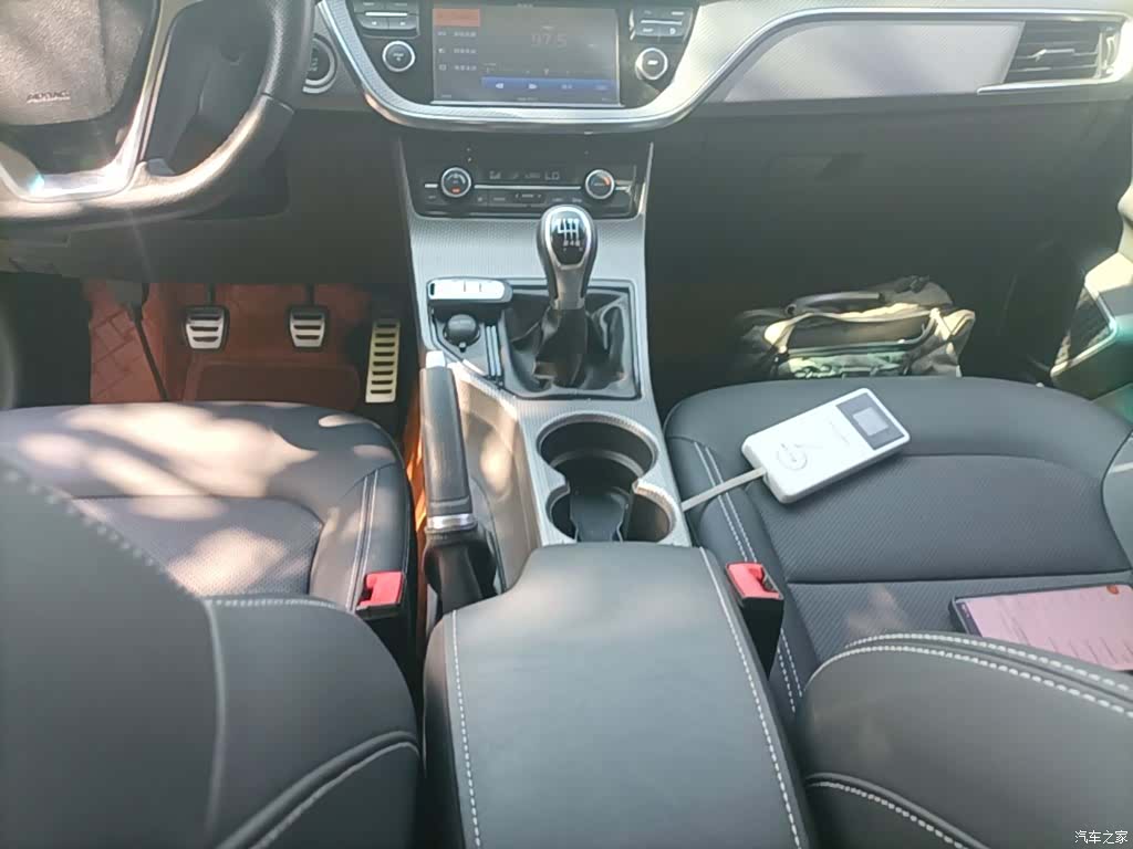 Geely Emgrand, 2018 14