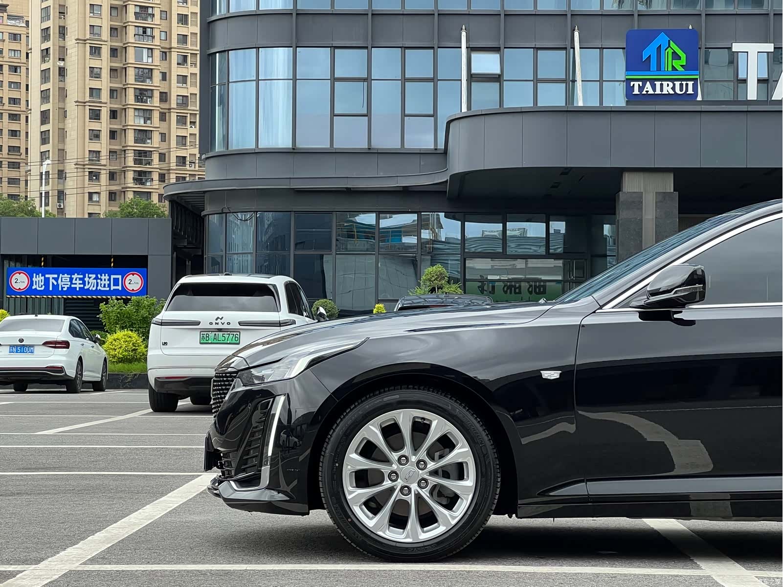 Cadillac CT5, 2023 4