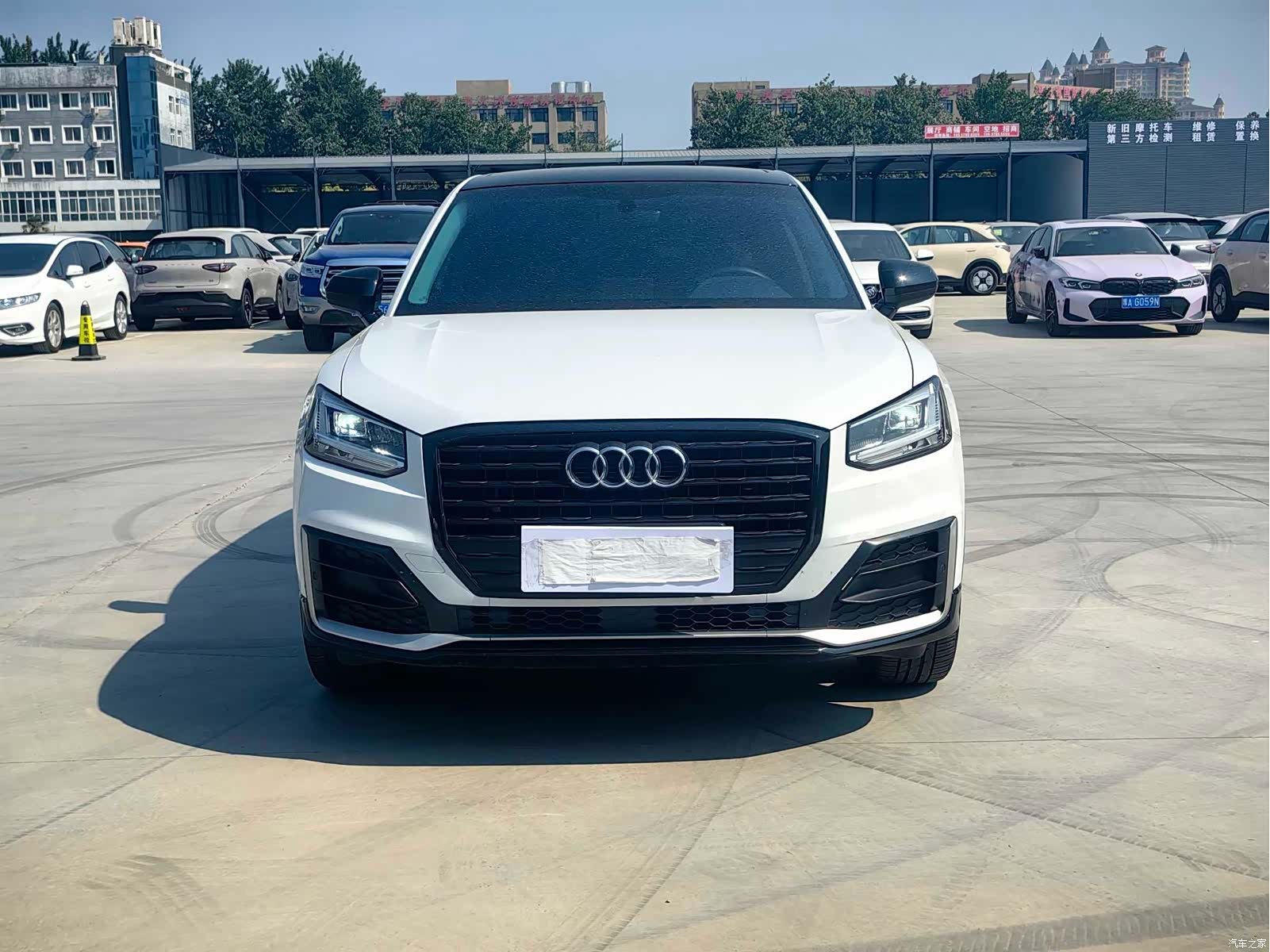 Audi Q2L, 2020 2