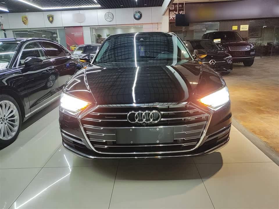 Audi A8
