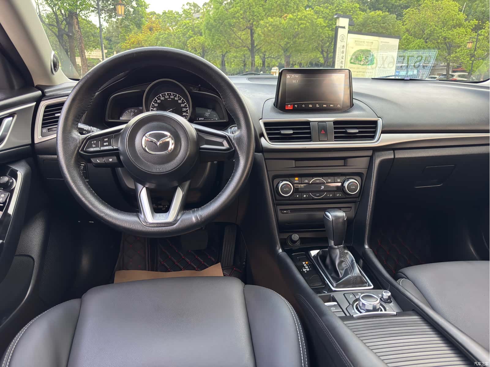 Mazda Mazda3, 2017 15