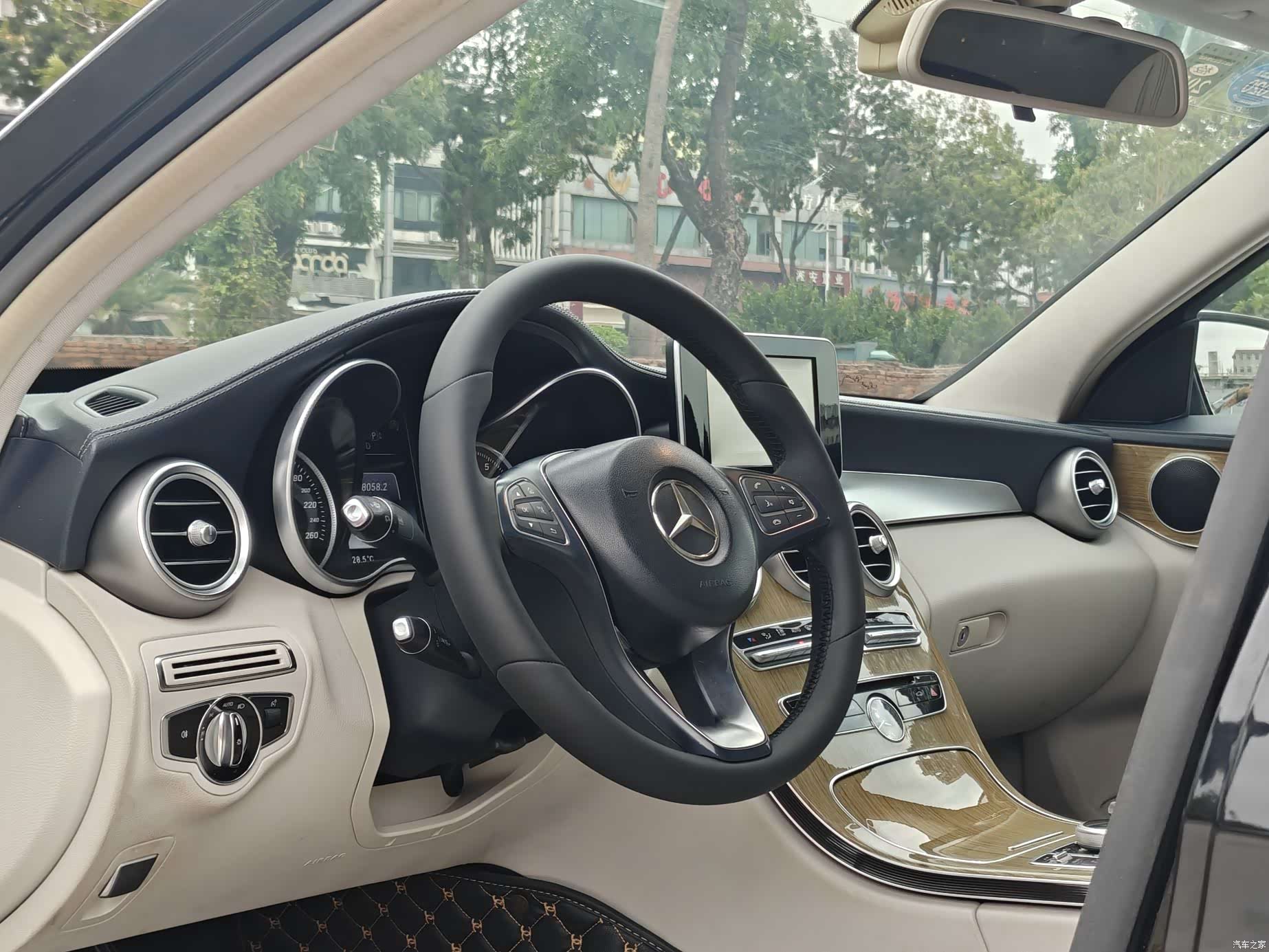Mercedes-Benz C-Class, 2015 8