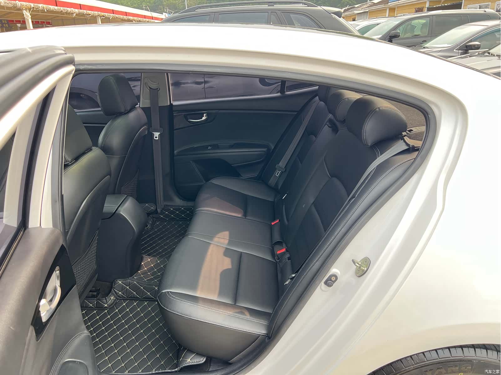Kia K4, 2015 12