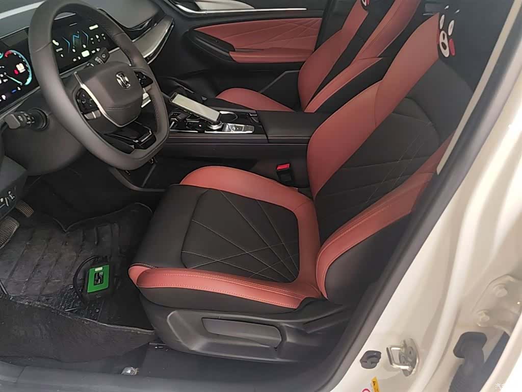Changan Eado, 2025 15