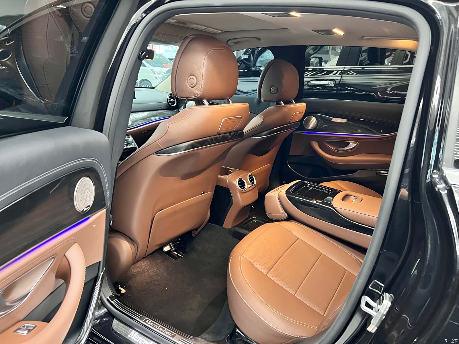 Mercedes-Benz E-Class, 2018 10
