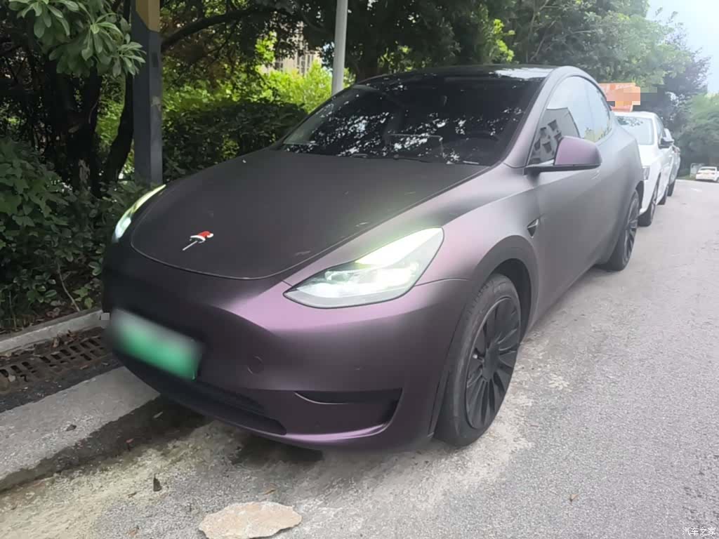 Tesla Model Y, 2022 2