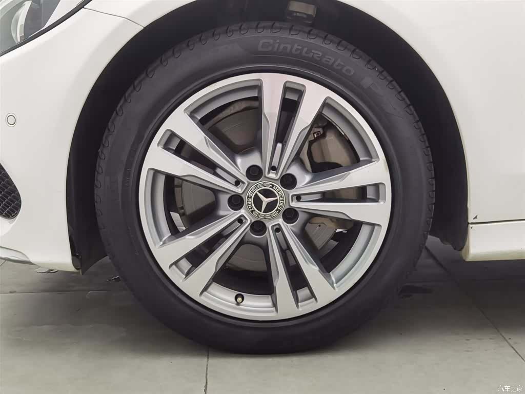 Mercedes-Benz C-Class, 2018 17