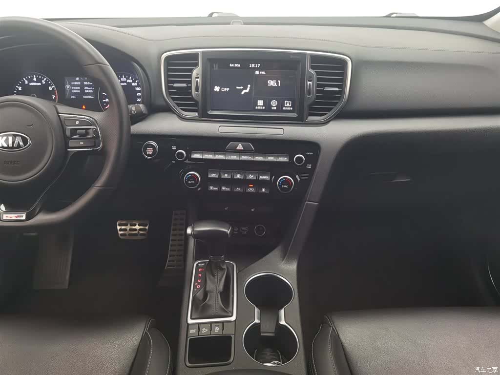 Kia KX5, 2017 12