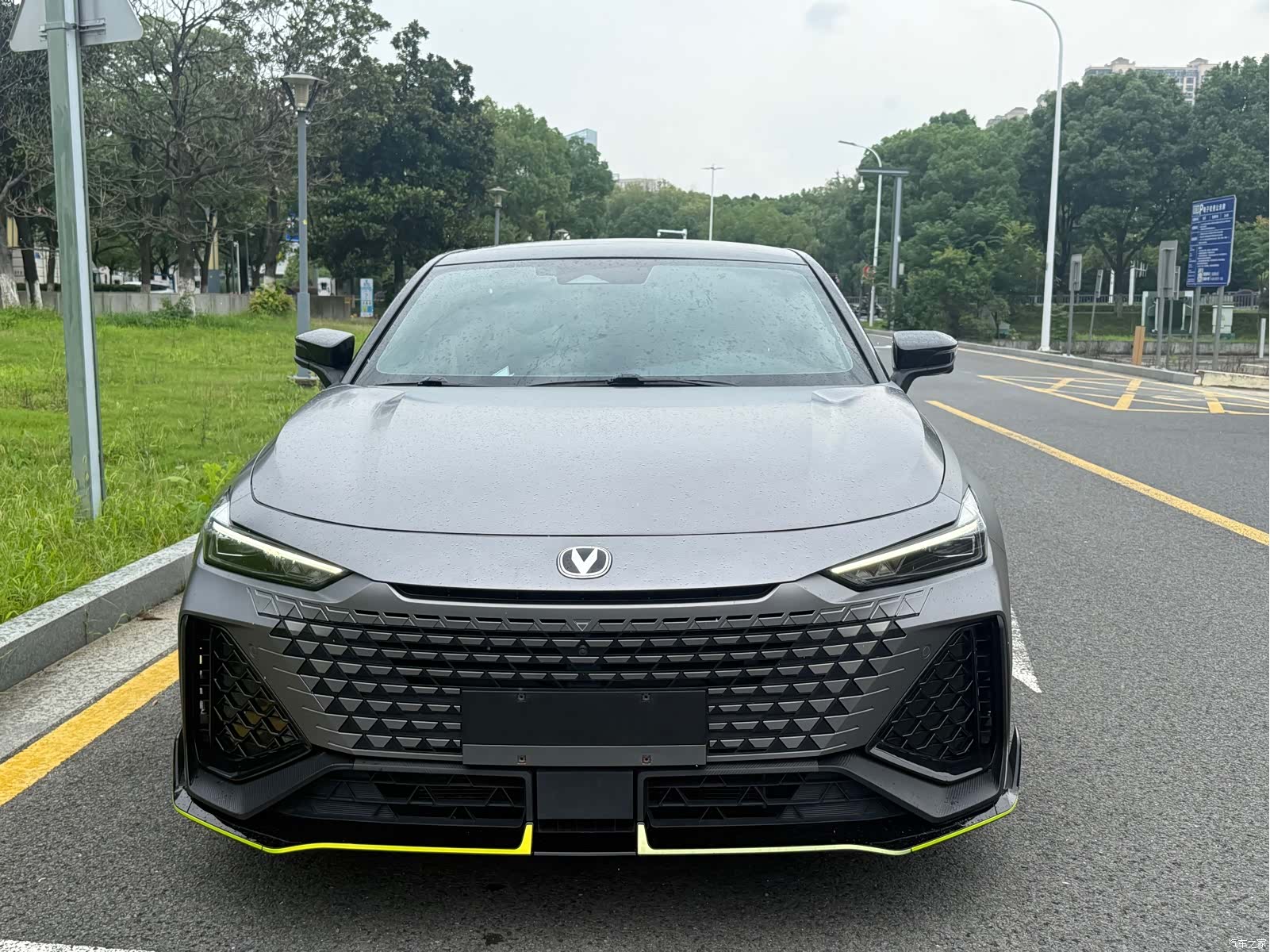 Changan UNI-V, 2023 2